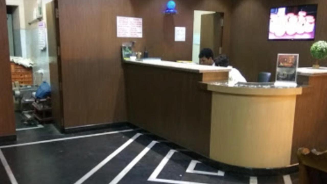Parijatha Lodge 昆达普拉 外观 照片